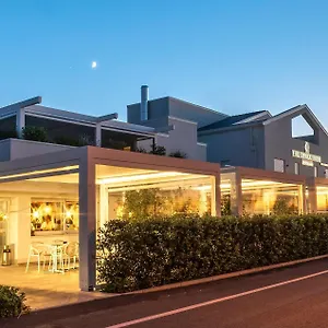 The Park Wellnessspa & Restaurant Hotel