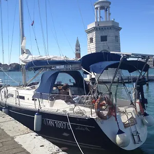 Botel Luxury House Boat, Cavallino-Treporti